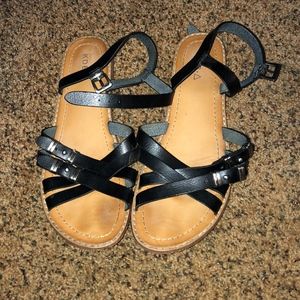Kelsi Dagger black ankle strappy flat sandals